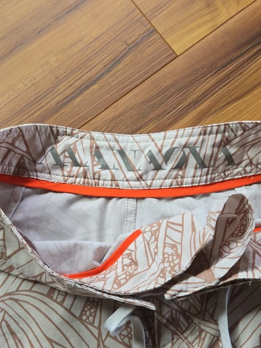 Manaola Kids Swim Trunks Set - White/Pale Pink & Black